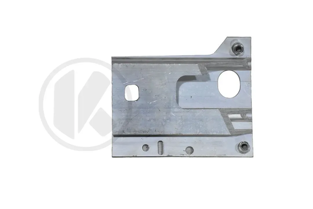 BRACING - Right crossmember